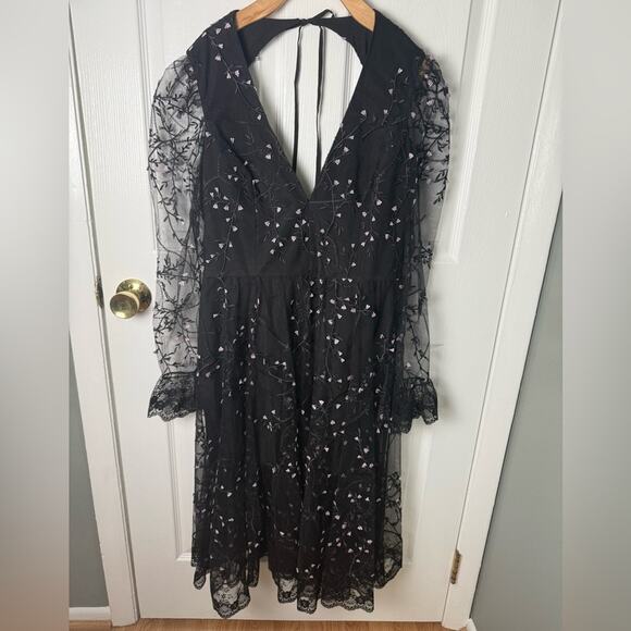 HELSI Ella Embroidered Long Sleeve Midi Dress L - Picture 2 of 10